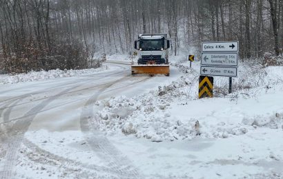 Büyükşehir Belediyesi’nden Kesintisiz Kar Mücadelesi