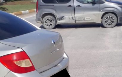 Kurtuluş Mahallesi’nde İki Araçlı Trafik Kazası Meydana Geldi