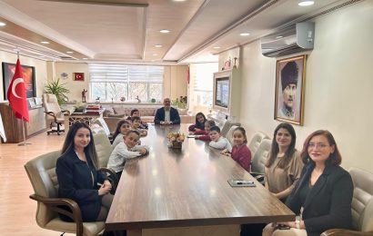 Marmara Adalar’da Minik Ziyaretçiler Belediye Başkanıyla Buluştu