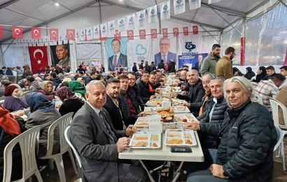 Bandırma Belediyesi’nden İftar Çadırı Etkinliği