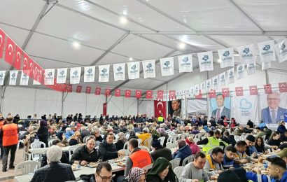 Bandırma’da İftar Yemeği Hicri Ercili Tarafından İkram Edildi