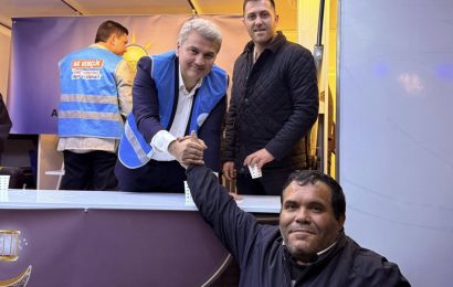 Altıeylül’de Ramazan Coşkusu: Teravih Namazı ve Dayanışma İkramları