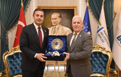 Balıkesir Büyükşehir Başkanı Akın, Bursa’daki Meslektaşlarını Ziyaret Etti