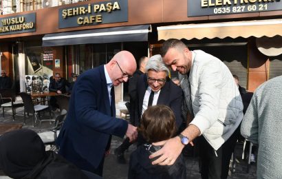 Zağnos Paşa Camii’nde Bayram Coşkusu