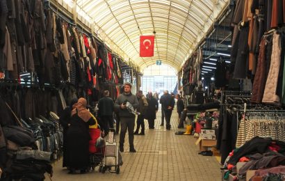 Gönen Pazarında Bereketli Bir Gün Başladı