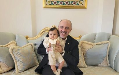 Marmara Adalar’da Yeni Doğan Bebek Ziyareti