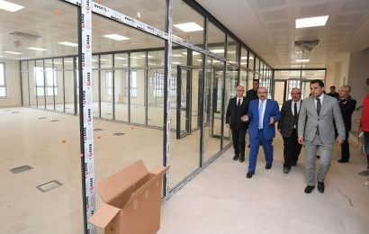 Balıkesir Valisi, Ayvalık’ta Yeni Hükümet Konağı İnşaatını İnceledi