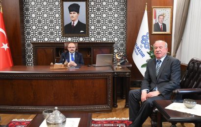Balıkesir Valiliğine Ziyaretler Gerçekleşti