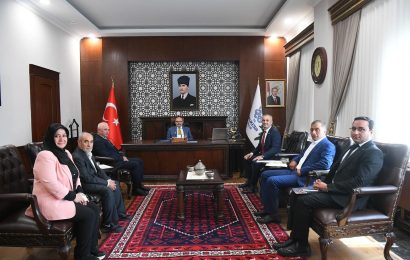 Balıkesir Valisi, İlçe Muhtarlarıyla İstişare Toplantısı Düzenledi