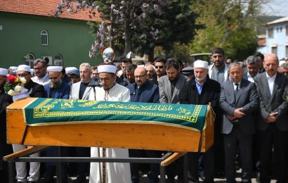 Balıkesir Valisi Ustaoğlu, Aygören Süt Ürünleri İşletmecisinin Cenaze Törenine Katıldı