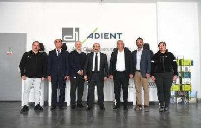 Bandırma’da Oto Donanım Fabrikasını Ziyaret Eden Vali Ustaoğlu, Üretim Süreçlerini İnceledi