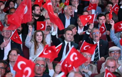 Akın’dan Balıkesirlilere Yıllık Değerlendirme