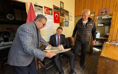 Balıkesir Büyükşehir Başkanı Akın, Dursunbey’de Muhtarlarla Bir Araya Geldi