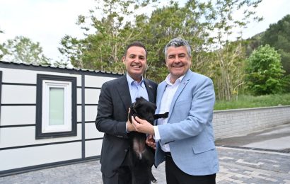 Balıkesir Büyükşehir Başkanı Akın, Karesi Belediye Başkanını Ziyaret Etti