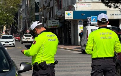 Gönen’de Emniyet Uygulamalarında 12 İşlem Yapıldı