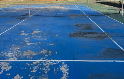 Gönen’deki Tenis Kortları Bakıma Muhtaç Durumda