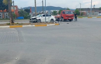 Gönen’de Sanayi Sitesi Çevresinde Trafik Kazası