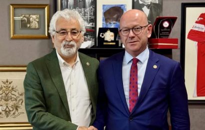 Eski Milletvekili Mehmet Tüm, Gazi Meclis’ini Ziyaret Etti