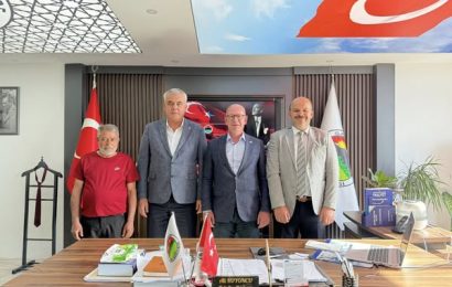 CHP’li Başkanlar Savaştepe’de İstişare Toplantısı Yaptı