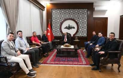 Balıkesirspor Yönetimi, Vali Ustaoğlu’nu Ziyaret Etti