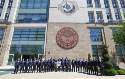 Balıkesir Valisi, Tarım ve Orman Bakanı Başkanlığında Yangın Hazırlık Toplantısına Katıldı