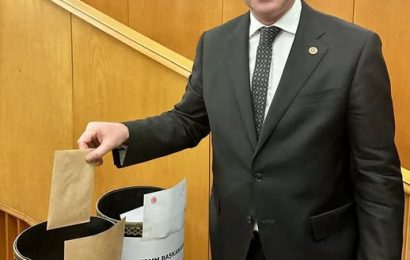 TBMM’de Yeni Görev Dağılımı: Milletvekilleri Başkanlık Divanı’nda Yeni Rol Alacak