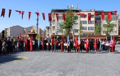 Gönen’de 19 Mayıs Coşkusu Coşkuyla Kutlandı