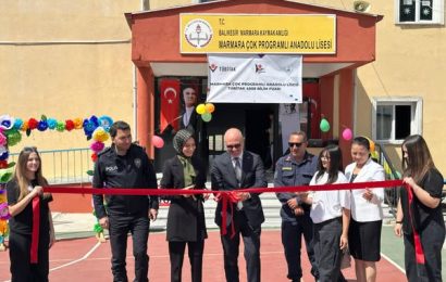 Marmara Adalar’da TÜBİTAK Bilim Fuarı Öğrencilerin Projelerini Sergiledi