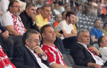 Balıkesirspor, Üst Lig Hedefinde Adana’da Final Maçına Çıktı