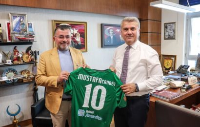 Arnavutluk Süper Ligi Şampiyonu Egnatia Kulüp Başkanı Demrozi, TBMM’yi Ziyaret Etti