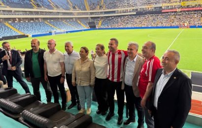 Adana’da Balıkesirspor’a Veda: Şampiyonluk Mücadelesi Devam Ediyor