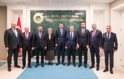 Balıkesir Delegasyonu, Çevre ve Şehircilik Bakanı Kurum ile İstişare Toplantısı Yaptı