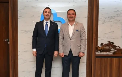 Bandırma Muhtarı, Balıkesir Büyükşehir Belediye Başkanı’nı Ziyaret Etti