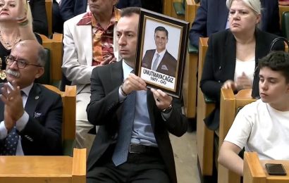 CHP Genel Başkanı Özgür Özel, TBMM Grup Toplantısı’nda Konuştu