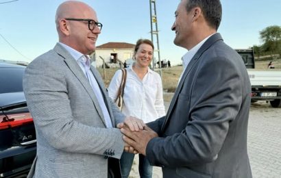 Yeniiskender Mahallesi’nde Düğün Sevinci