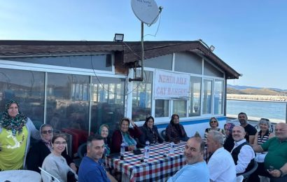 Marmara Adalar Belediyesi Başkanı Dinçer, Avşa ve Yiğitler Mahallelerini Ziyaret Etti