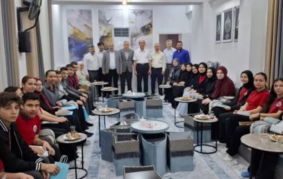 Gönen’de Umre Ödüllü Bilgi Yarışması’nda Dereceye Girenler Ödüllendirildi