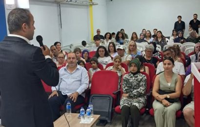 Marmara Adalar Belediyesi Başkan Vekili Alagaş, Mezuniyet Törenine Katıldı
