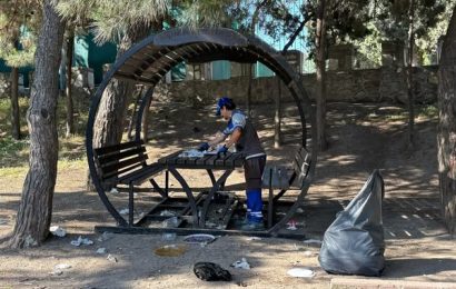Bandırma Belediyesi Ziraat Bahçesi’nde Temizlik Çalışmaları Sürüyor