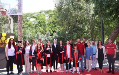 Marmara Adalar’da Okul Mezuniyetleri Coşkuyla Kutlandı