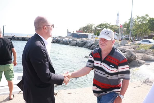 Marmara Adalar’da Bayram Coşkusu: Ekinlik Mahallelerinde Vatandaşlarla Buluşma