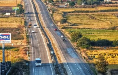 Gönen-Bandırma Yolunda Sathi Kaplama Çalışmaları Başlıyor