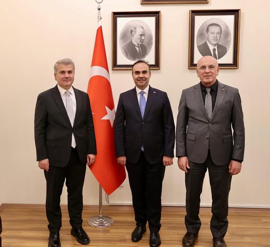 Balıkesir Milletvekili Ok ve Canbey, Sanayi ve Teknoloji Bakanı Kacır’ı Ziyaret Etti
