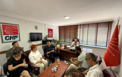 CHP Balıkesir İl Başkanlığı Karesi’de Aşure İkramında Bulundu