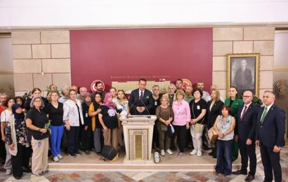 Zeytinliklere Maden Yasağı Protestosu: Meclis Önünde Eylem