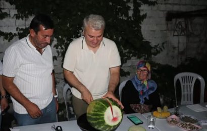 Mustafa Canbey Yakupköy’de Balkon Sohbetleri Başlattı
