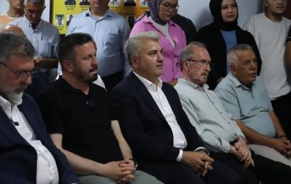Kepsut’ta AK Parti’ye Geçiş: Yeniden Refah Partili Siyasi Temsilciler AK Parti’ye Katıldı