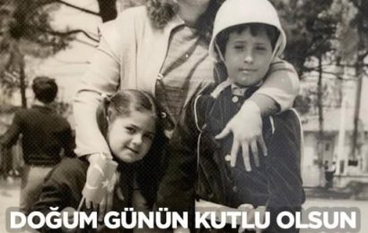 Balıkesir Büyükşehir Belediye Başkanı Akın, Annesinin Doğum Günü Vesilesiyle Duygusal Mesaj Yayınladı