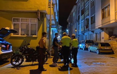 Gönen’de Gece Denetimleri: Asayiş ve Trafik Kontrolleri