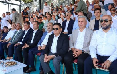 65. Kurtdereli Güreşleri Hemşehrilerle Coşkuyla Kutlandı